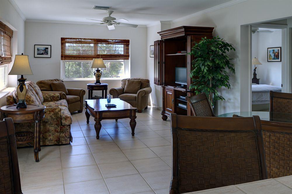 גוברנורס הארבור Hut Pointe Inn מראה חיצוני תמונה